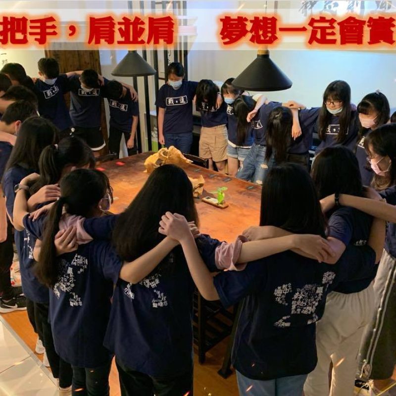 167889147_1657077837823926_5052297069077593919_n-2