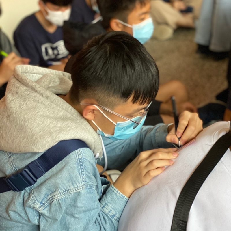 實地走訪高中校園 (3)